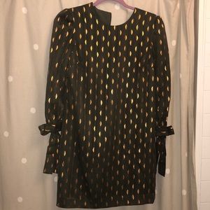 Size 0 petite. new with tags. Great for work!